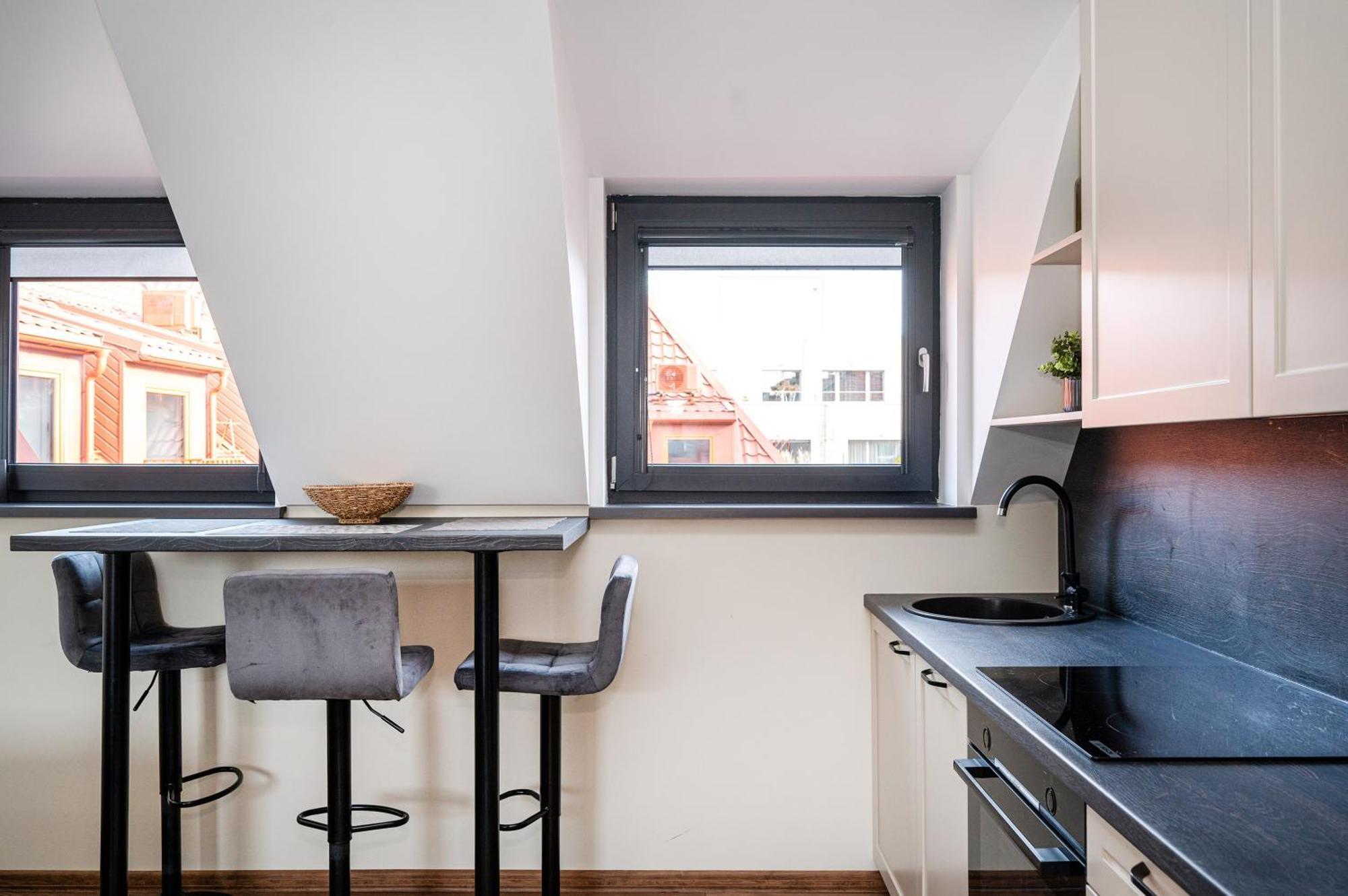 Cozy Central Attic Self Check In VNO Exterior foto