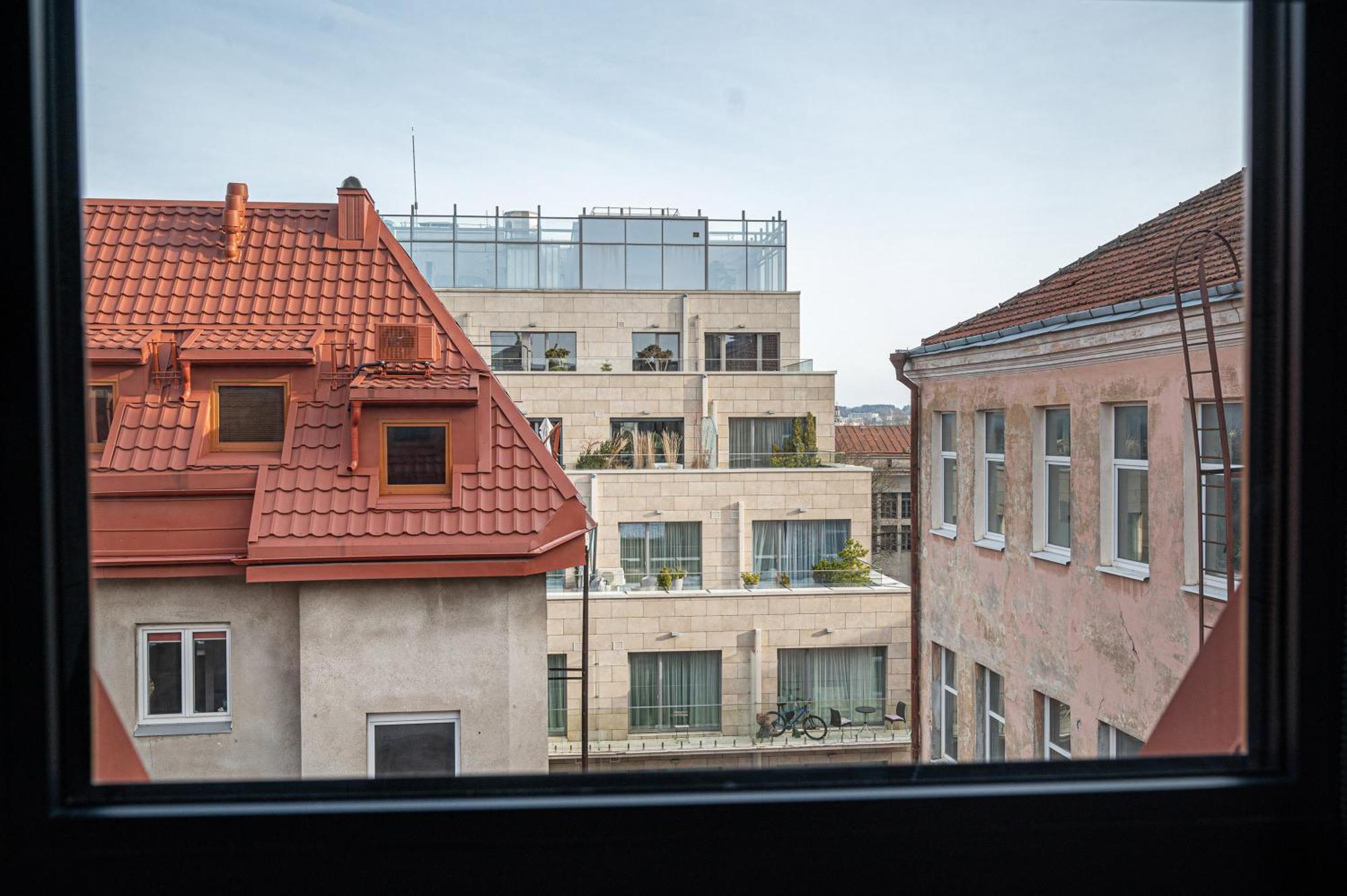 Cozy Central Attic Self Check In VNO Exterior foto